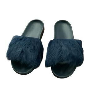 UGG Navy Faux Fur Slippers💙